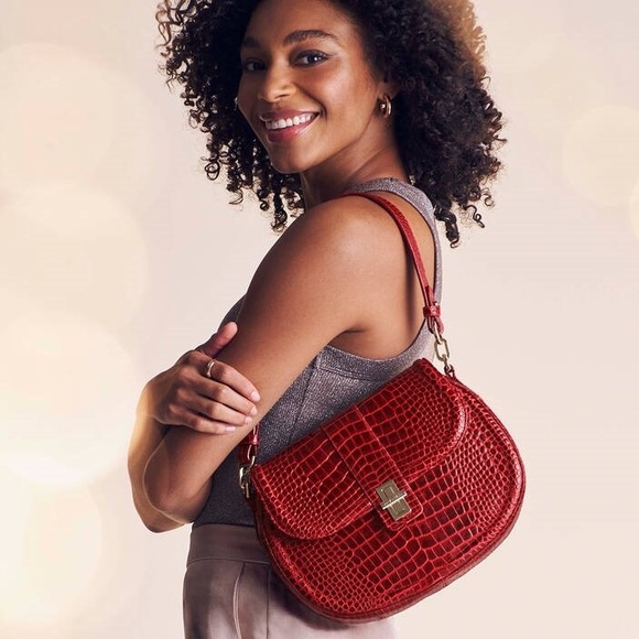 Brahmin Cynthia and Jane wallet in Red Glissandro - Picture 6 of 14